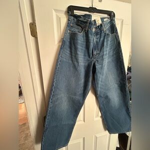 Aritzia low rise Jeans